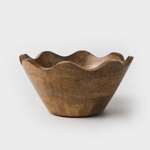 Mela Artisans Scallop Bowl Small in Natural - 1 of 4