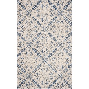 Blossom BLM103 Hand Tufted Area Rug - Safavieh - 1 of 4