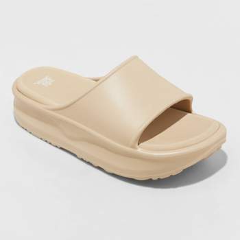 C&c California Women's Flip Flops - Slip On Flat Sandals In Nude Clear Size  11 : Target