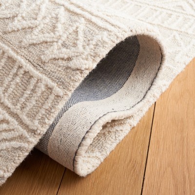 Gray and Ivory Hand-Tufted Wool Area Rug, 3' x 5'