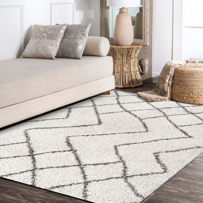 Modern Moroccan Diamond Shag Rug in Deep Gray - 3x5 Feet
