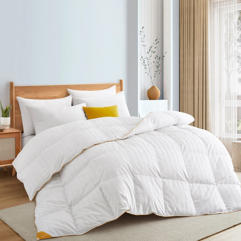 Puredown White Goose Down Comforter Duvet Insert with 500 Thread Count Cotton Fabric, 1 of 7