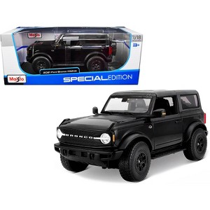 2021 Ford Bronco Wildtrak Black Metallic with Dark Gray Top "Special Edition" 1/18 Diecast Model Car by Maisto - 1 of 3