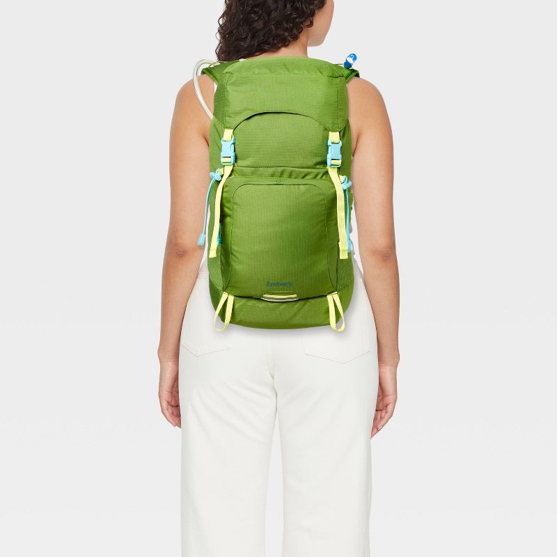 20L Hydration Pack Green - Embark&#8482;, 3 of 6