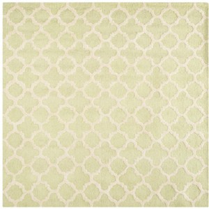 Cambridge CAM130 Tufted Indoor Rug - Safavieh - 1 of 3