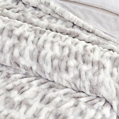 White and Grey Reversible Faux Fur Throw Blanket 50" x 60"