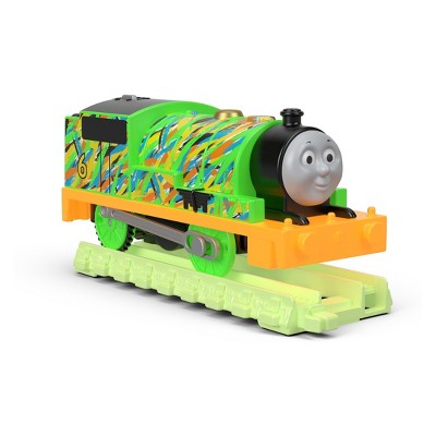 trackmaster hyper glow station