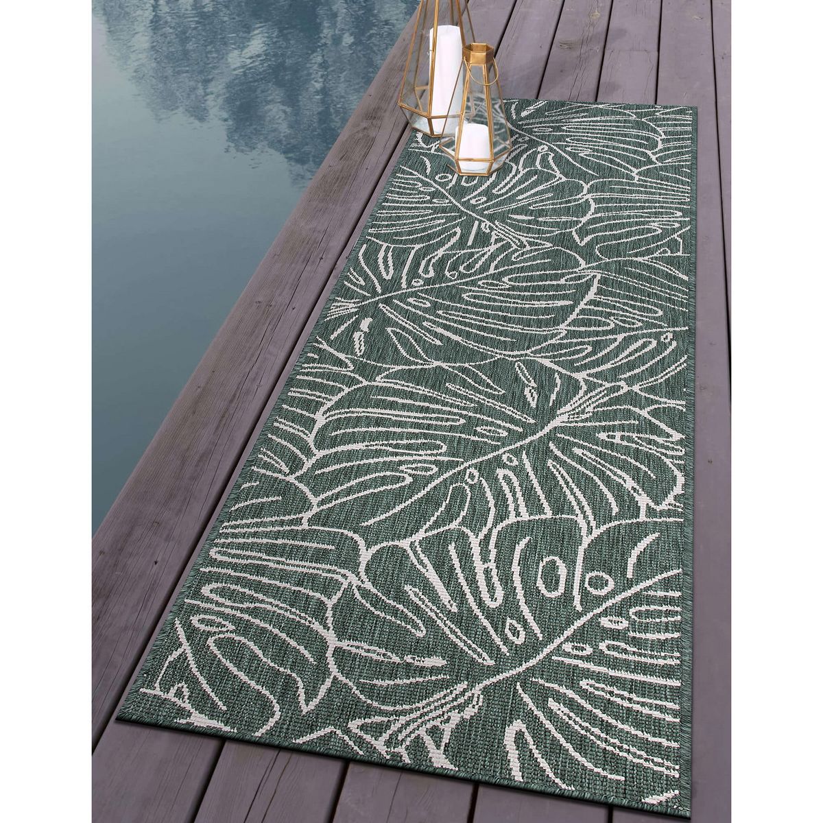 World Rug Gallery Contemporary Tropical Leaves Weather Resistant Reversible Indoor/Outdoor Area Rug: Quick Dry, UV Protection - thumbnail 7
