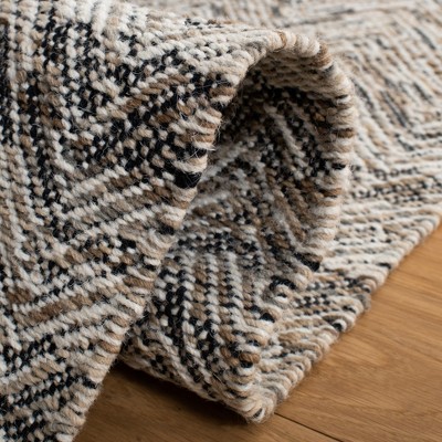 Bohemian Bliss Hand-Woven Kilim Wool Area Rug - Multicolor