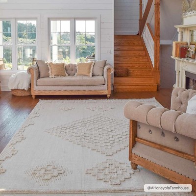 Cream Geometric High-Low Polyester Area Rug 5'3" x 7'