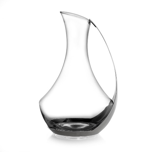 Elegant water carafes, all styles