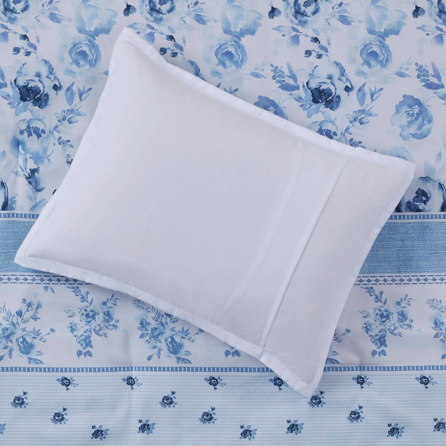 Комплект с одеялом Intelligent Design Twin/Twin XL Lena Floral Striped Comforter Set Blue: Hypoallergenic Dorm Bedding, Oeko-Tex Certified, цвет: С принтом — фото 5