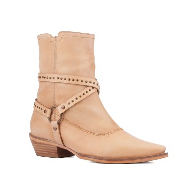 Vintage Foundry Co. Women's Sophia Western Boot