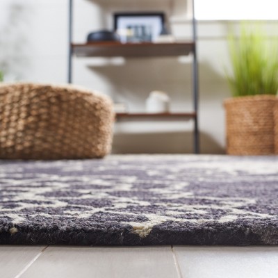 Handmade Black and Ivory Floral Wool Area Rug 3' x 5'