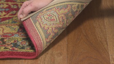 Elegant Red Traditional 26'' x 10' Synthetic Runner Rug