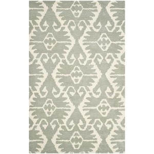 Wyndham WYD323 Hand Tufted Indoor Rugs - Safavieh - 1 of 4