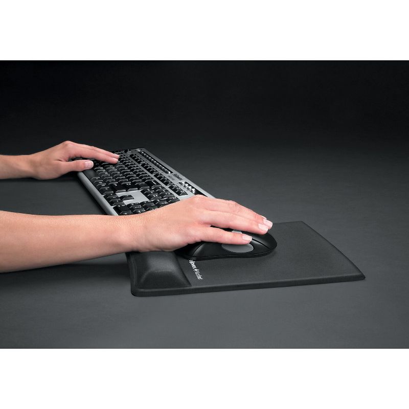 Fellowes Memory Foam Wrist Support w/Attached Mouse Pad Black 9181201, 3 of 6
