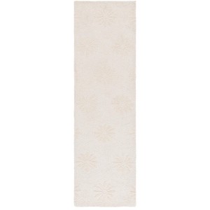 Mykonos MKN106 Hand Tufted Indoor Rug - Safavieh - 1 of 4