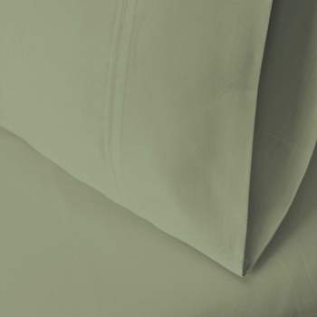 Luxury 700 Thread Count Solid Set of 2 Premium Cotton Pillowcase Set, by Blue Nile Mills