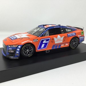 Brad Keselowski 2022 King's Hawaiian Pretzel Buns 1:24 Diecast - 1 of 4
