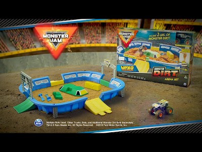 Monster Jam Monster Dirt Arena 24 Playset With Exclusive 1:64 Scale  Die-cast Monster Jam Truck : Target