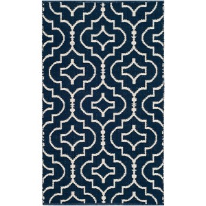 Montauk MTK722 Hand Woven Area Rug - Safavieh - 1 of 3