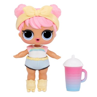 L.O.L. Surprise! Furniture with Doll - Chill Patio & Dawn
