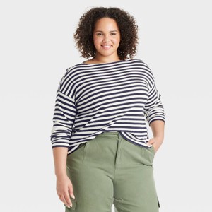 Women's Long Sleeve Boat Neck T-Shirt - Universal Thread™ - 1 of 3