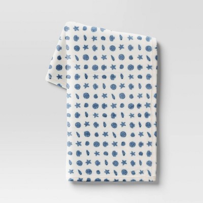 Seashell Mix Printed Plush Throw Blanket - Room Essentials™