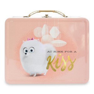 Universal Home Video The Secret Life of Pets Metal Tin Tote | At Risk For A Kiss - 1 of 4