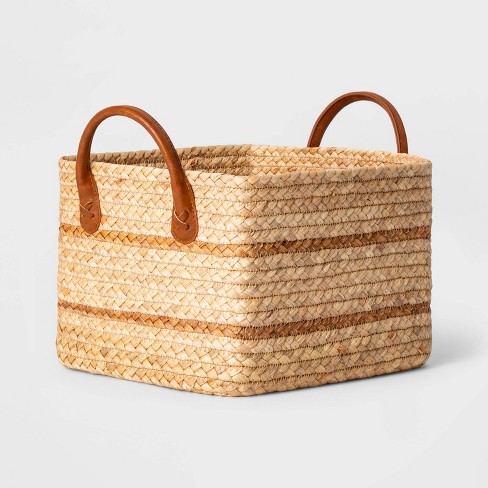 Round Wicker Basket Double Leather Handle Wicker Basket 