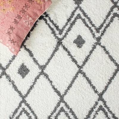 Cream and Navy Rectangular Shag Area Rug, 6' x 9'