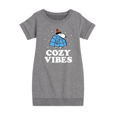 - Peanuts - Snoopy Puffer Cozy Vibes Graphic Short Sleeve Fleece Dress