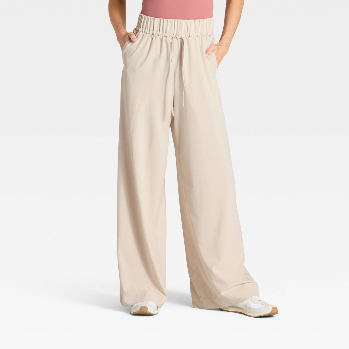Women's Active Light High-Rise Pocketed Wide Leg Pants - All In Motion™
