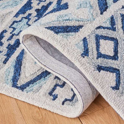 Hand-Tufted Blue and White Wool Geometric Area Rug, 5' x 8'