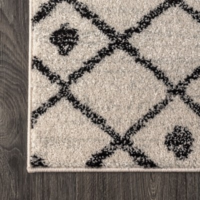 Aksil Handmade Moroccan Beni Souk 2'x8' Rug in Black/Cream