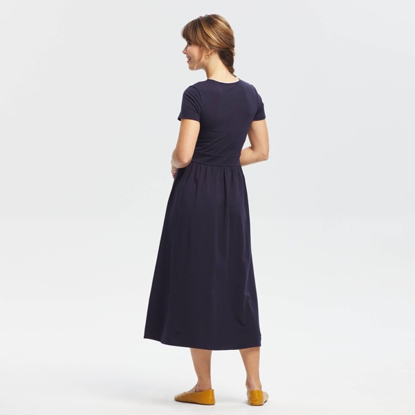 Vestido de punto de manga corta con encaje - Universal Thread™ 4