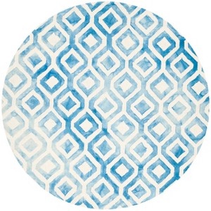Dip Dye DDY679 Hand Tufted Indoor Rugs - Safavieh - 1 of 3