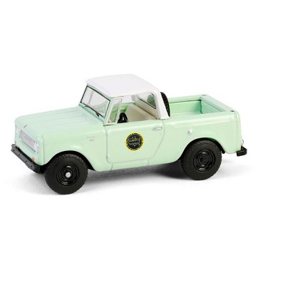 1/64 1969 Harvester Scout Half Cab, US Border Patrol, Hot Pursuit 43035-A