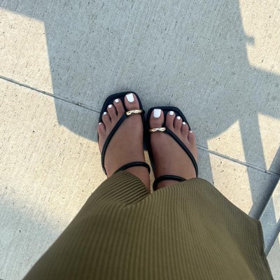 Women s Hanna Toe Ring Thong Sandals With Memory Foam Insole A New Day Black 6.5 Target