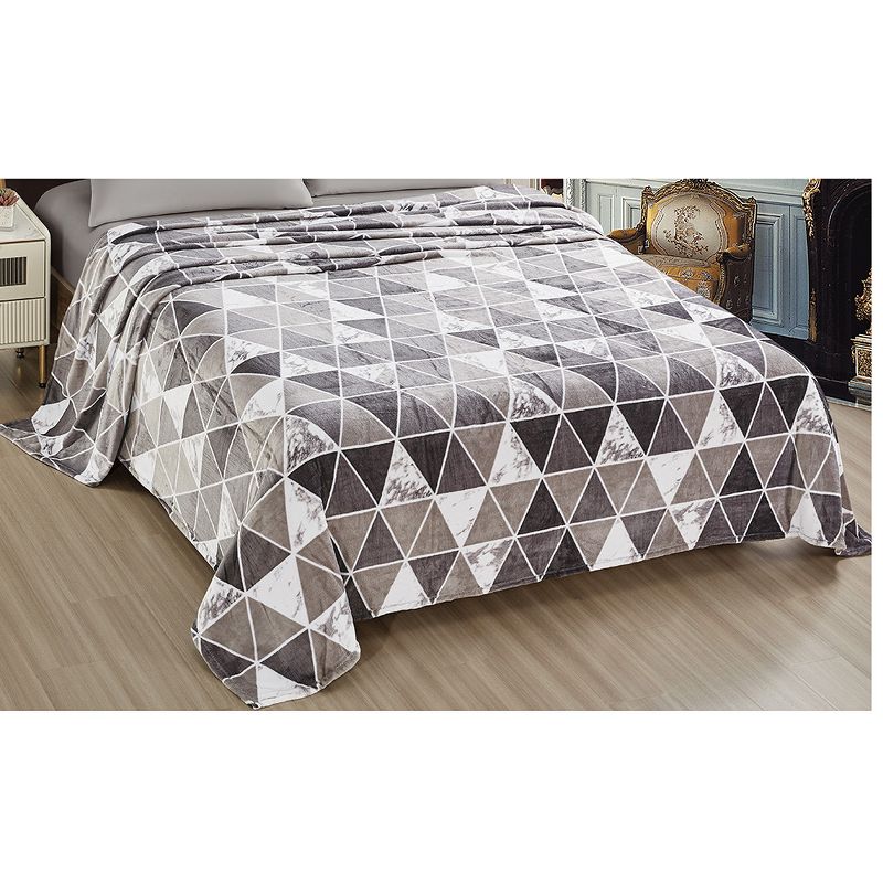 Plazatex Luxurious Ultra Soft Lightweight Layton Printed Bed Blanket White/Grey, 2 of 5