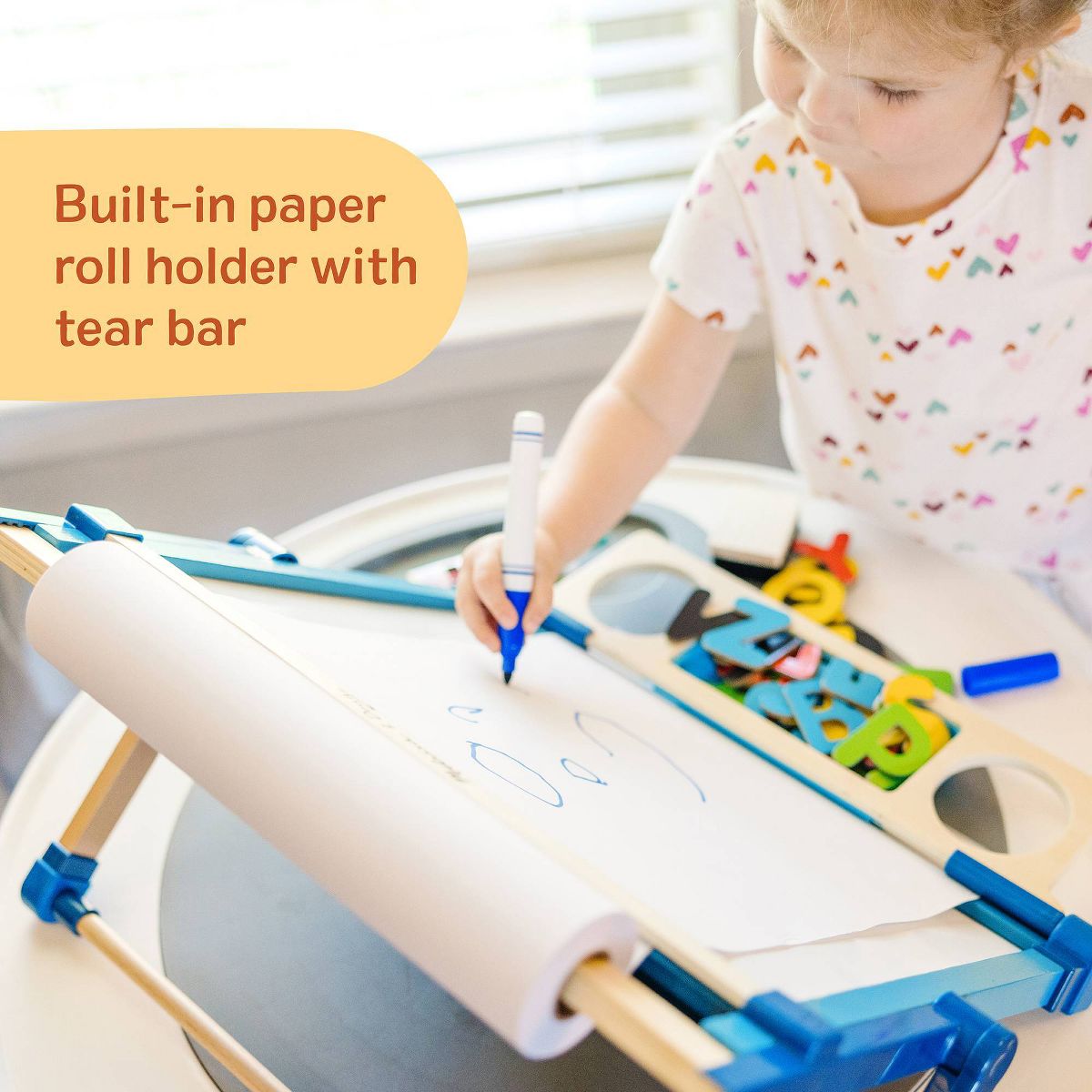Melissa & Doug Double-Sided Magnetic Tabletop Art Easel - Dry-Erase Board and Chalkboard: Foldable Plastic Activity Surface - thumbnail 3