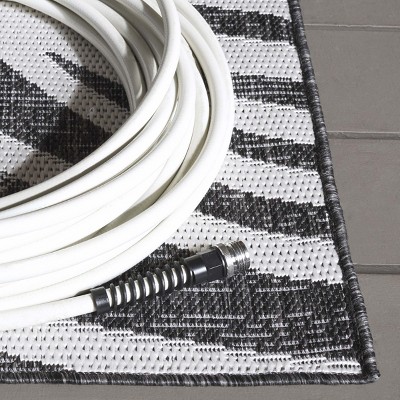 Beach House BHS294 Machine Made Loomed Rug - Safavieh