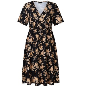 Women's Plus Size Floral V-Neck Dress Knee Length Mini Dresses - 1 of 1