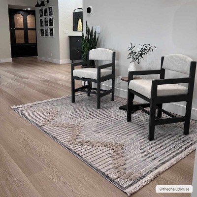 Gray and Cream Geometric High-Low Shag Rug 5'3" x 7'