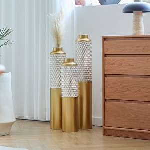 Floor metal vase modern style decoration home droplet shaped white metal vase 3-piece set gorgeous home decoration - 1 of 4