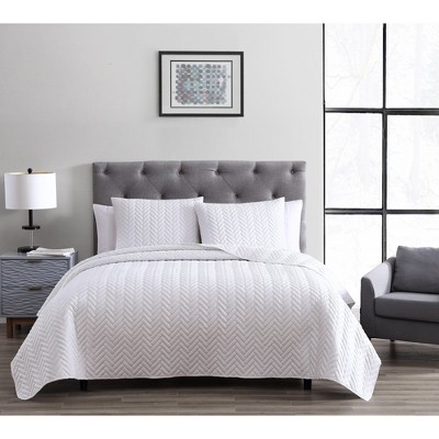 Kate Aurora Basic Bedding Herringbone Plush 3 Piece Quilt & Pillow Shams Set , White - Queen — фото 2