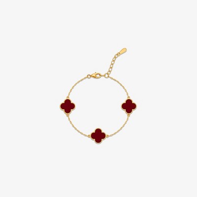 Blake Bracelet Gold Plated Linked by Mia K