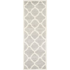 Amherst AMT423 Power Loomed Indoor Rugs - Safavieh - 1 of 4