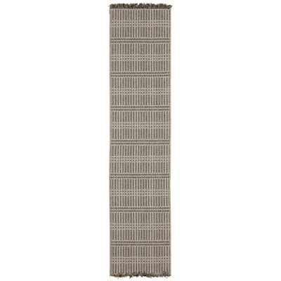 Oriental Weavers Gillian 163J4 Beige/ Black Indoor/Outdoor Area Rug - 1'10" x 7'6"
